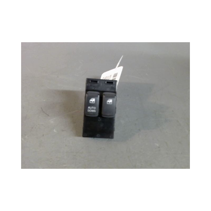 COMMANDE LEVE-GLACE PORTE AVG HYUNDAI GETZ -05