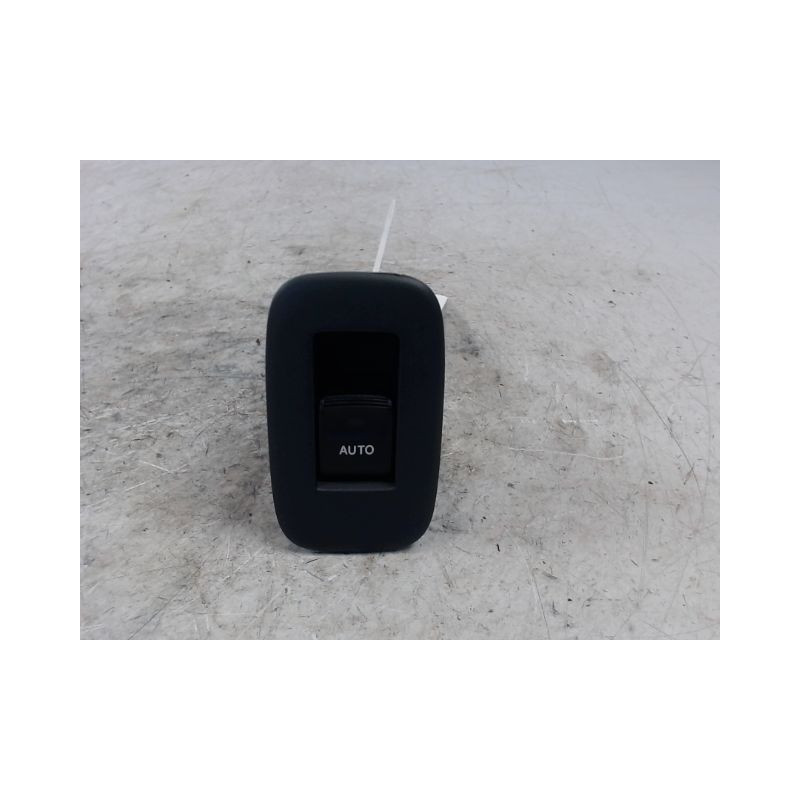 COMMANDE LEVE-GLACE PORTE ARG TOYOTA AURIS 2010-