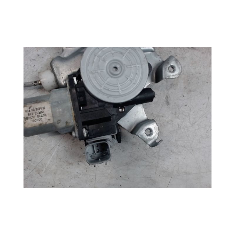 MECANISME+MOTEUR LEVE-GLACE AVANT DROIT NISSAN JUKE