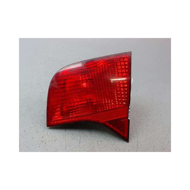 FEU ARRIERE INTERIEUR DROIT AUDI A4 BERL. II Phase 2 2004-2008
