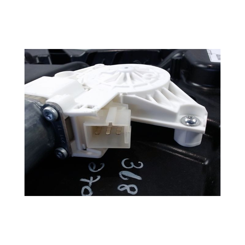 MECANISME+MOTEUR LEVE-GLACE AVANT DROIT MERCEDES CLASSE ML