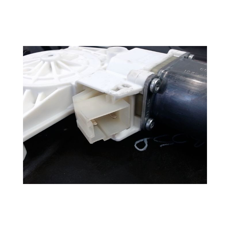 MECANISME+MOTEUR LEVE-GLACE AVANT GAUCHE MERCEDES CLASSE ML