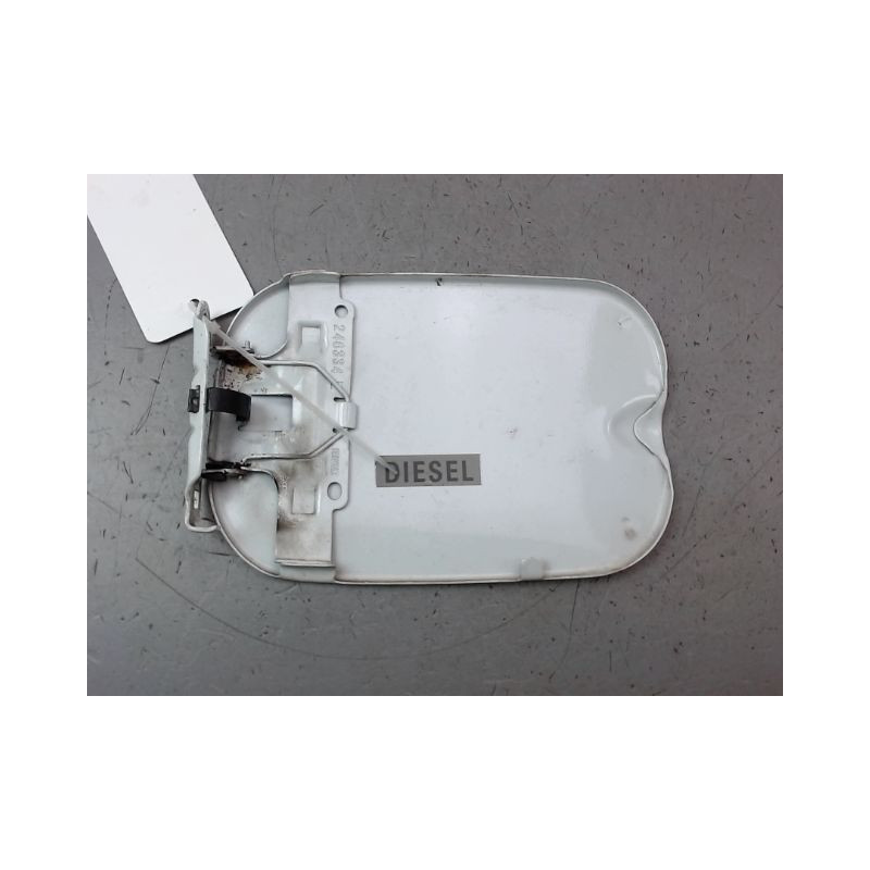VOLET DE TRAPPE CARBURANT DACIA SANDERO I 2008-2012