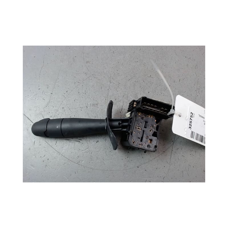 COMMANDE ESSUIE GLACE DACIA SANDERO I 2008-2012