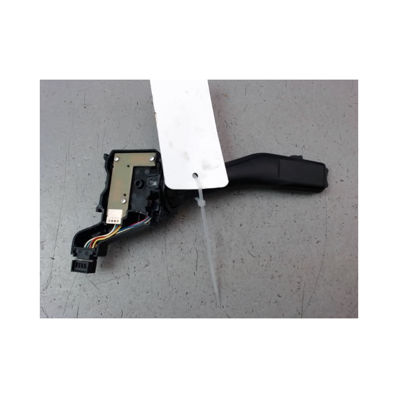 COMMANDE CLIGNOTANT SEAT LEON II Phase 1 (1P) 2005-2009