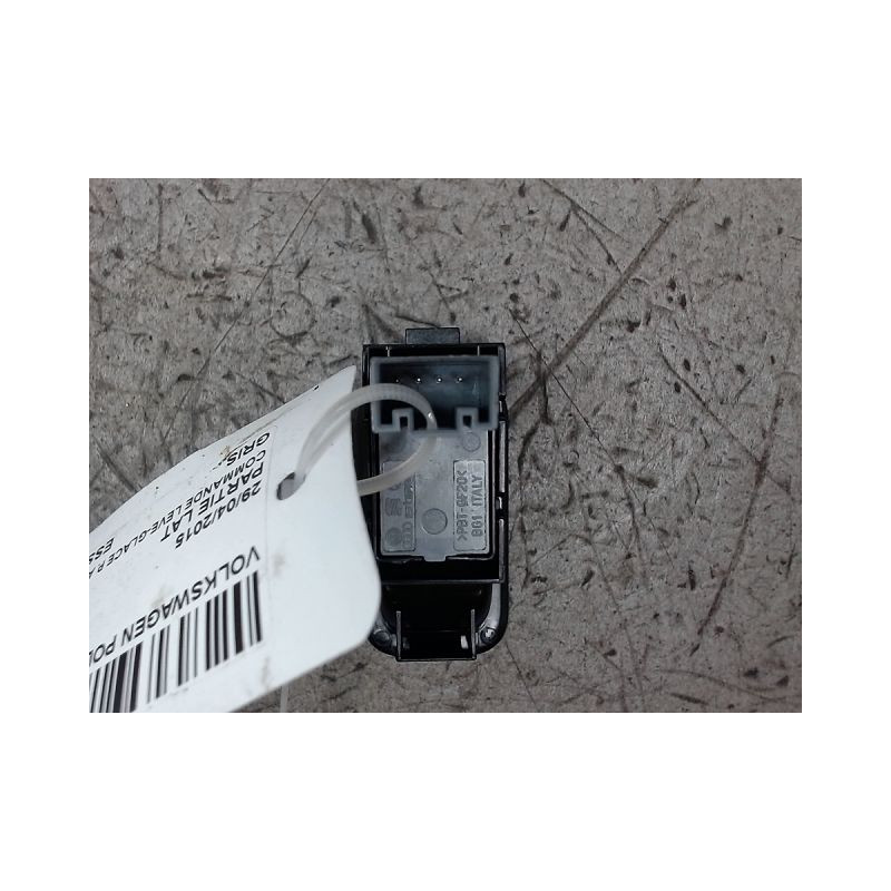 COMMANDE LEVE-GLACE PORTE AVD VOLKSWAGEN POLO