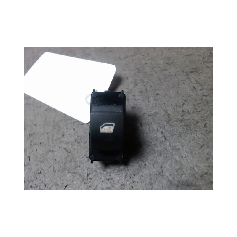 COMMANDE LEVE-GLACE PORTE ARD PEUGEOT 207 5P