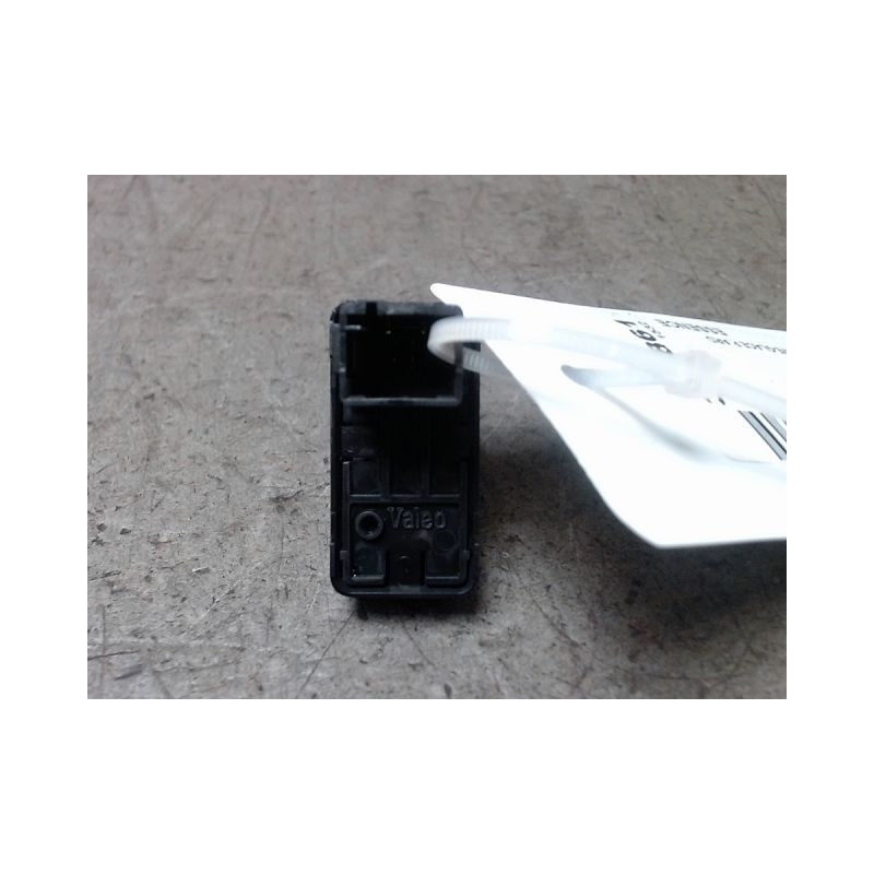 COMMANDE LEVE-GLACE PORTE ARD PEUGEOT 207 5P