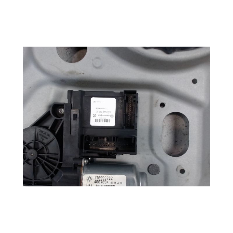 MECANISME+MOTEUR LEVE-GLACE AVANT DROIT VOLKSWAGEN CADDY VAN 2004-
