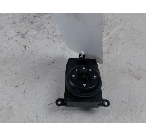 COMMANDE RETROVISSEUR EXT ELECTRIQUE