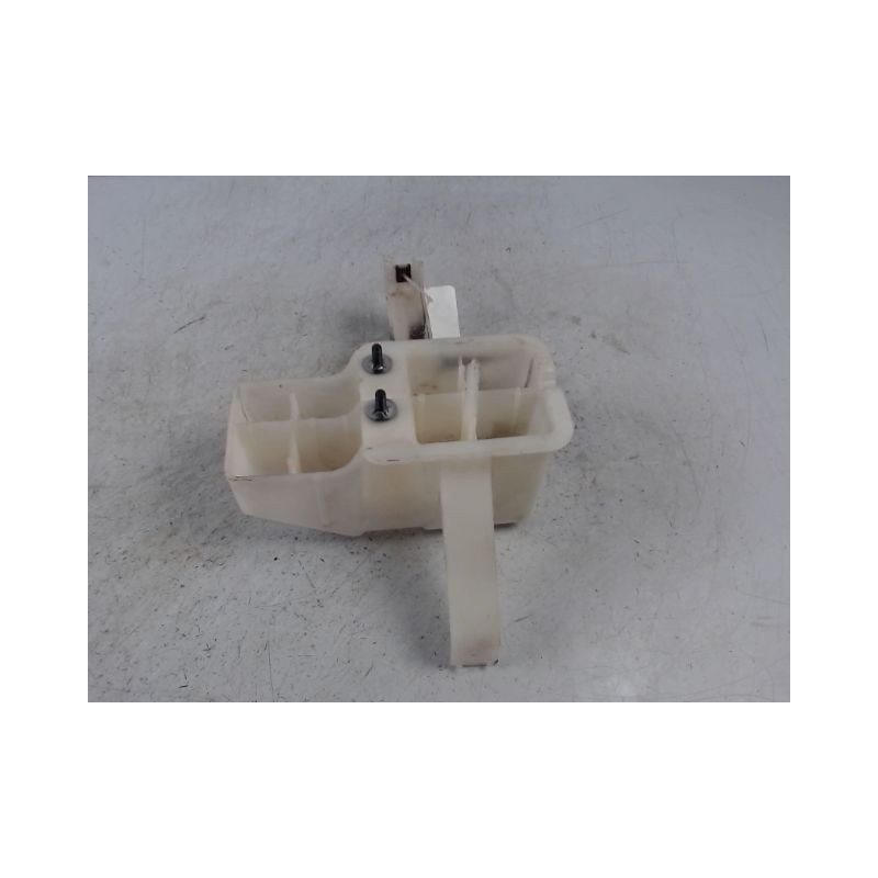 SUPPORT GAUCHE PARE-CHOC ARRIERE  CHEVROLET KALOS 01/05-