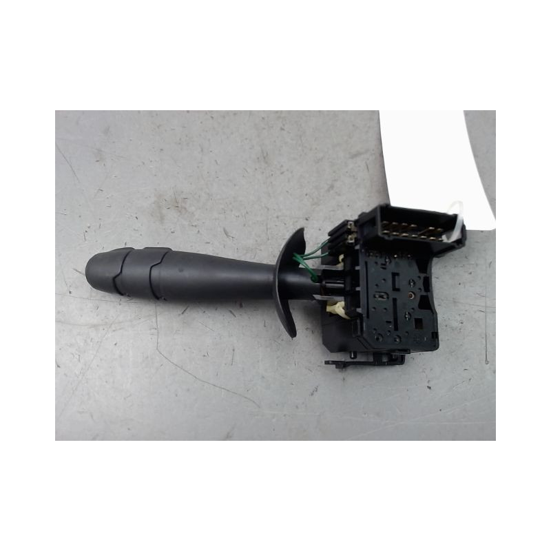 COMMANDE ESSUIE GLACE RENAULT TWINGO II Phase 1 2007-2011