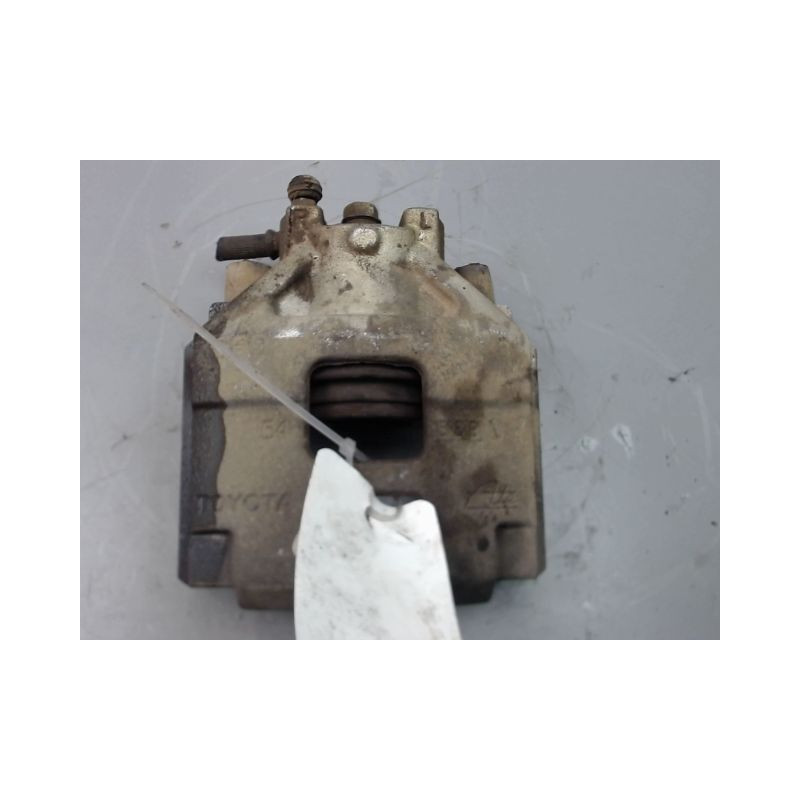 ETRIER DE FREIN AVANT DROIT TOYOTA YARIS 2005-
