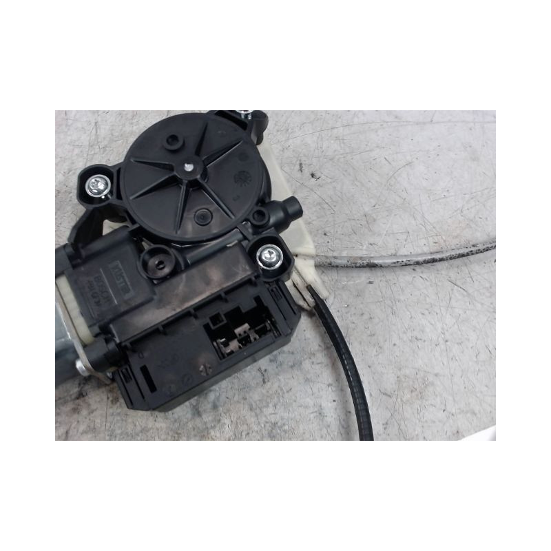 MECANISME+MOTEUR LEVE-GLACE ARRIERE GAUCHE VOLKSWAGEN POLO 2009-