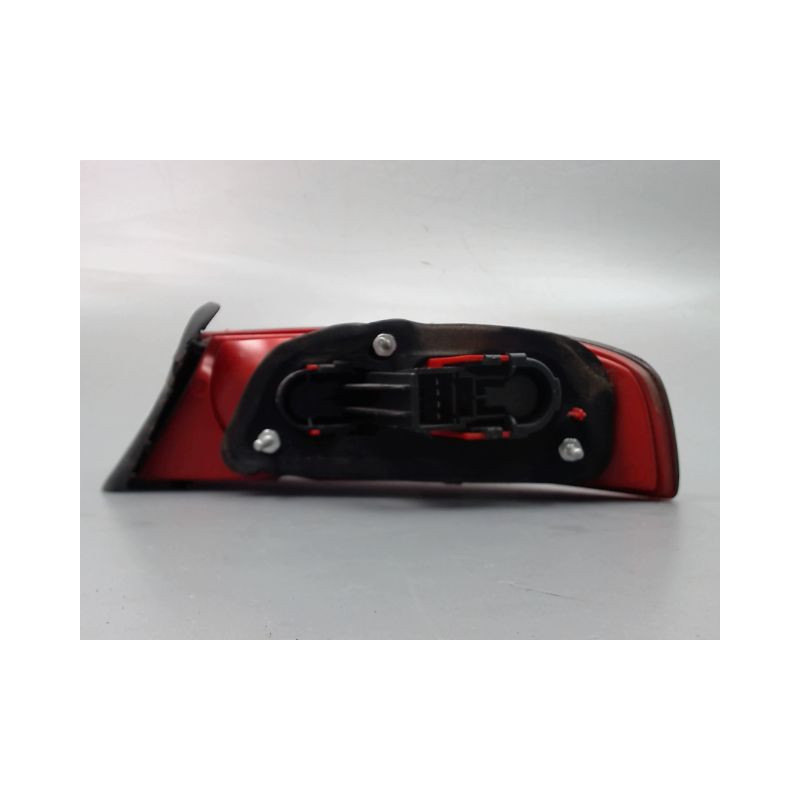FEU ARRIERE GAUCHE  ALFA ROMEO 159 SPORTWAGON