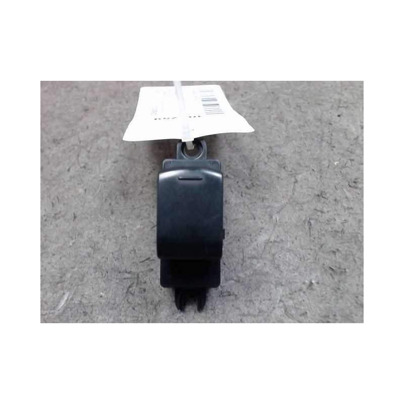 COMMANDE LEVE-GLACE PORTE AVD NISSAN MICRA