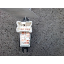 COMMANDE LEVE-GLACE PORTE AVD NISSAN MICRA