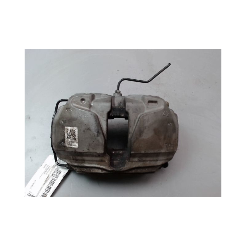 ETRIER DE FREIN AVANT DROIT AUDI A4