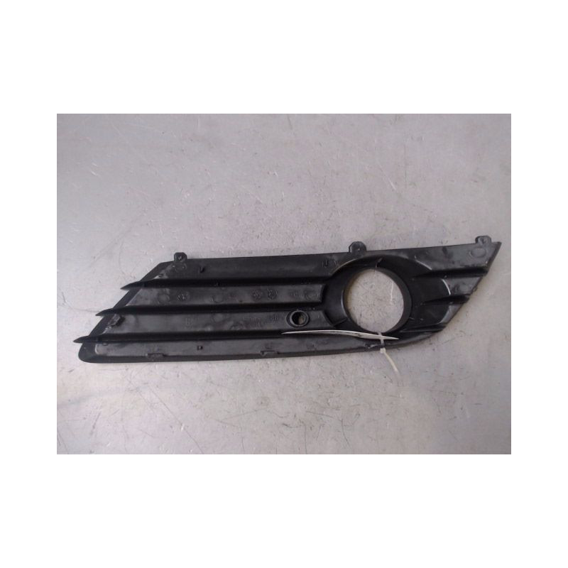 OBTURATEUR PHARE ADDITIONNEL DROIT PARE-CHOC AVANT OPEL ASTRA 2004-
