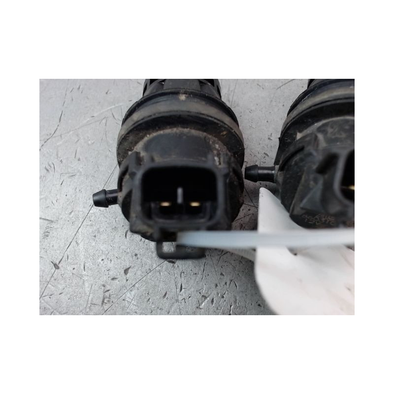 POMPE LAVE-GLACE AVANT MAZDA MAZDA 3  5P