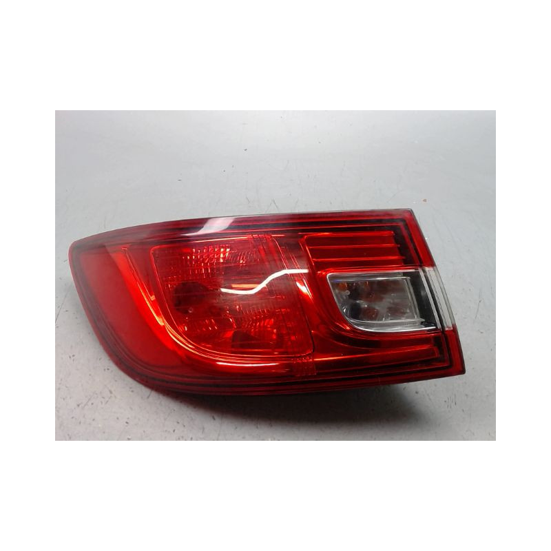 FEU ARRIERE GAUCHE  RENAULT CLIO IV Phase 1 2012-...