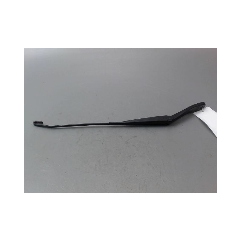 BRAS ESSUIE-GLACE AVANT GAUCHE DACIA SANDERO I 2008-2012
