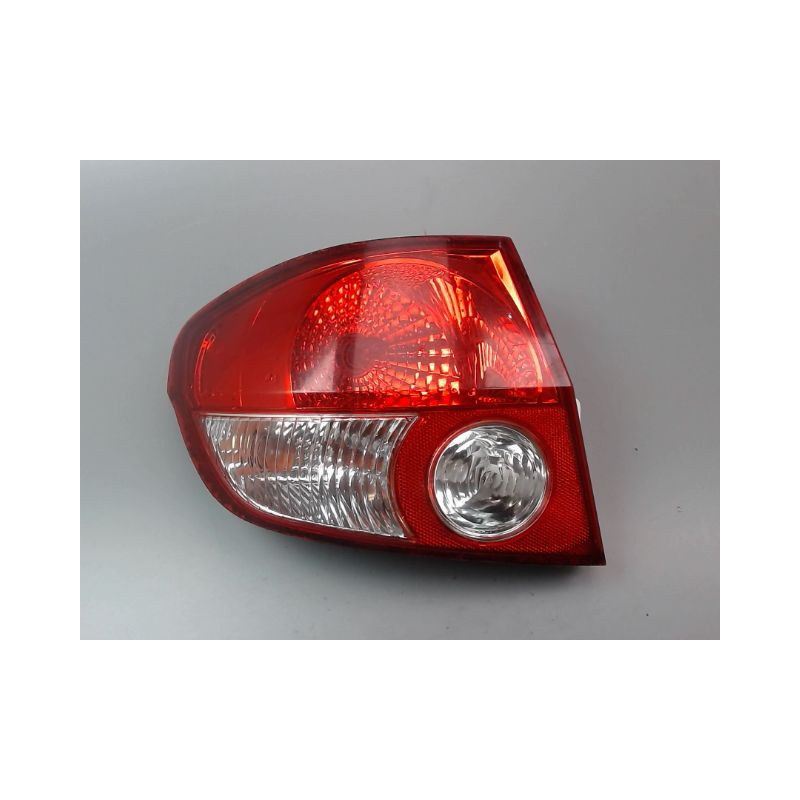 FEU ARRIERE GAUCHE  HYUNDAI GETZ Phase 1 2002-2005