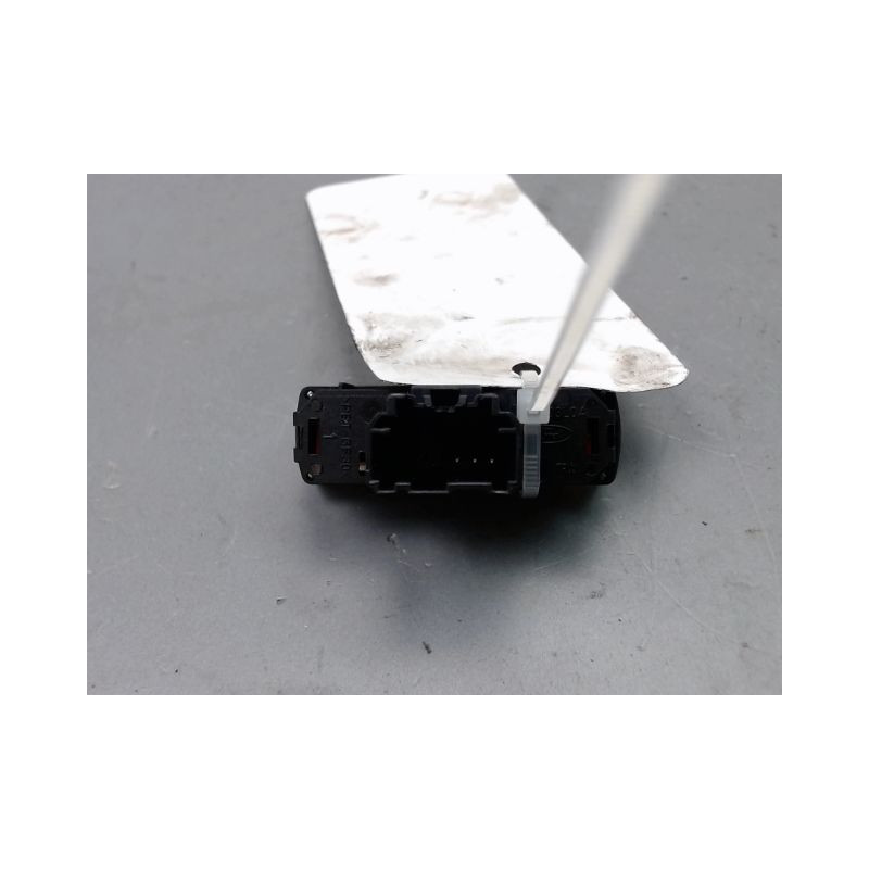 BOUTON DE WARNING FORD MONDEO III Phase 1 2007-2010