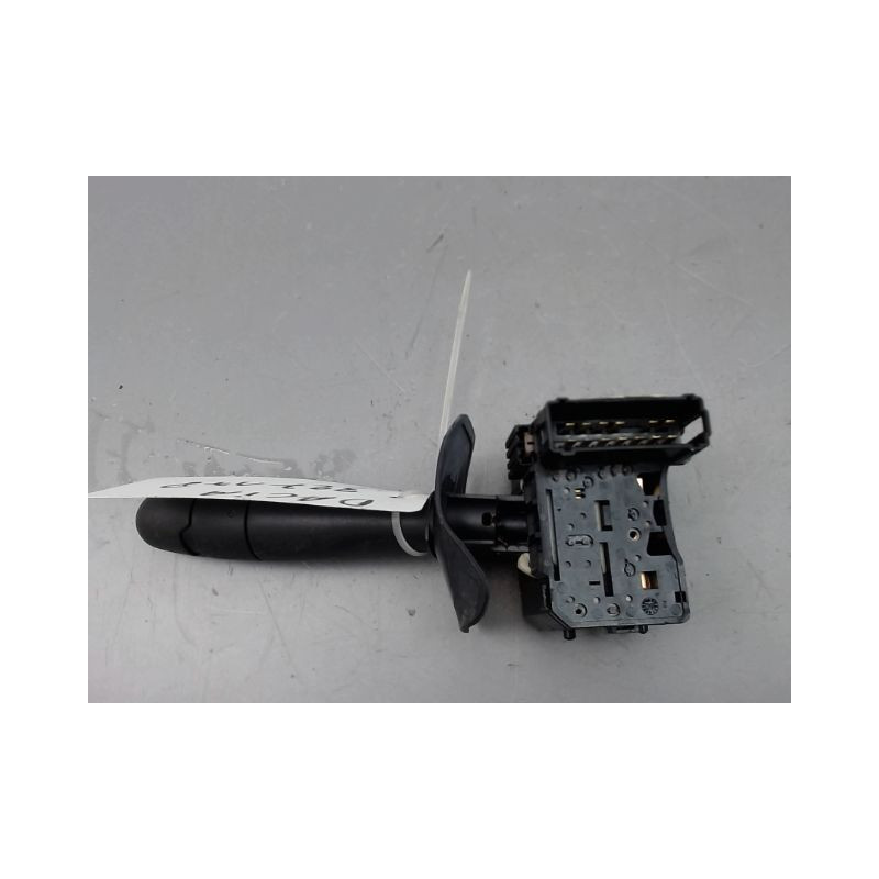 COMMANDE ESSUIE GLACE DACIA SANDERO I 2008-2012