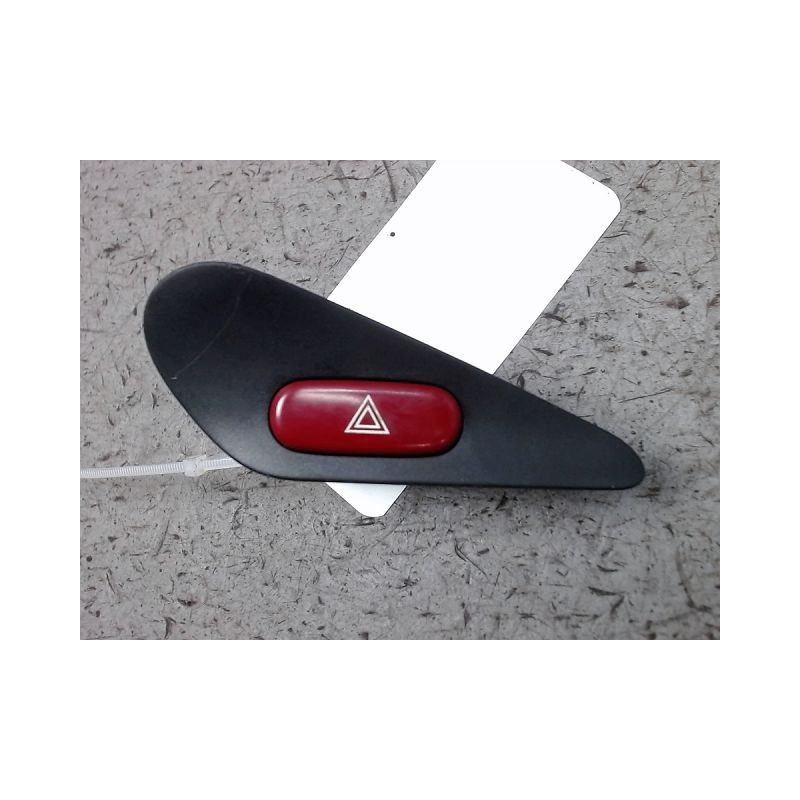 BOUTON DE WARNING PEUGEOT 406 99-04