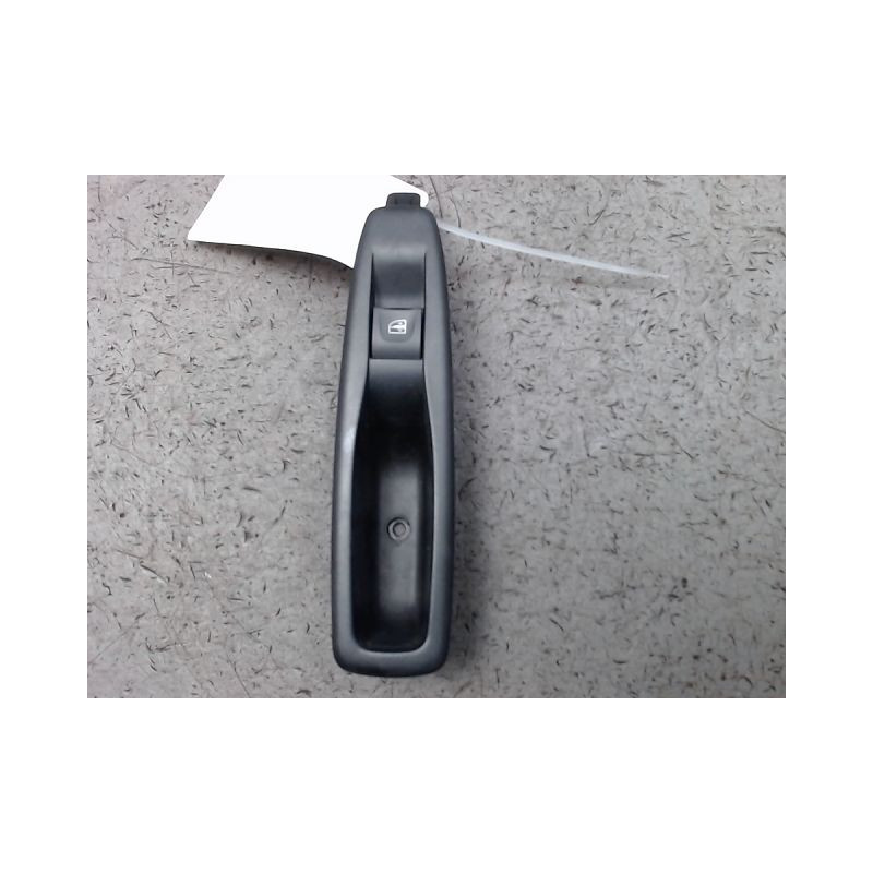 COMMANDE LEVE-GLACE PORTE ARD RENAULT CAPTUR