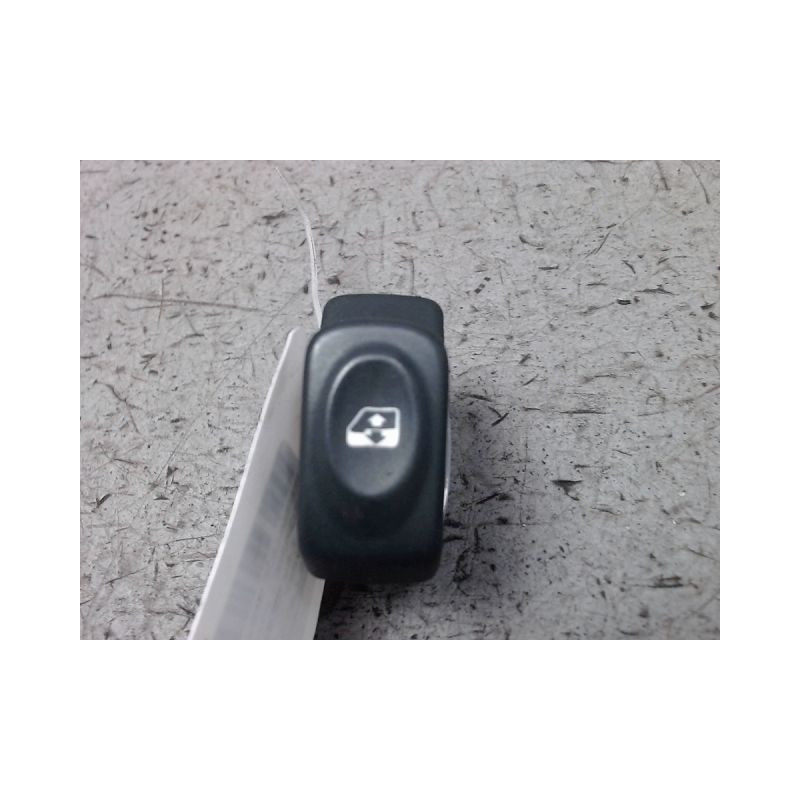 COMMANDE LEVE-GLACE PORTE AVD RENAULT MEGANE I PH1 CLASSIC -99