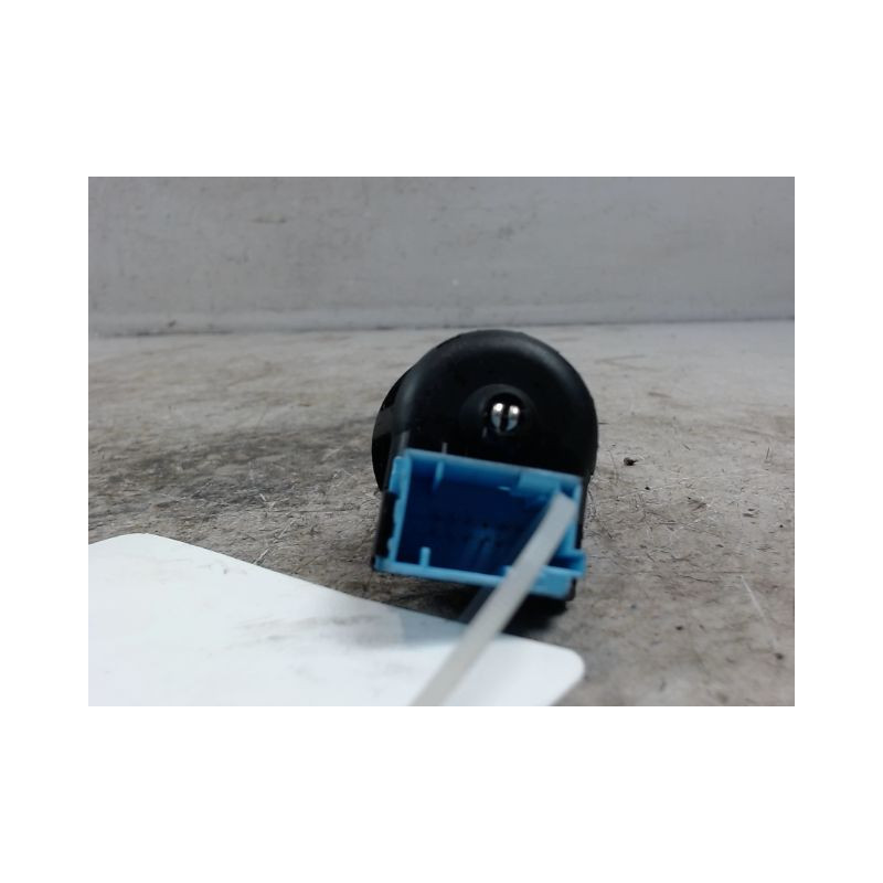 COMMANDE RETROVISSEUR EXTERIEUR ELECTRIQUE PEUGEOT 1007