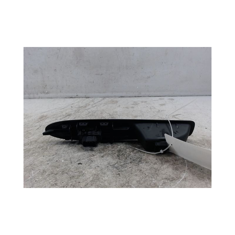 COMMANDE LEVE-GLACE PORTE AVD CITROEN DS3 2009-