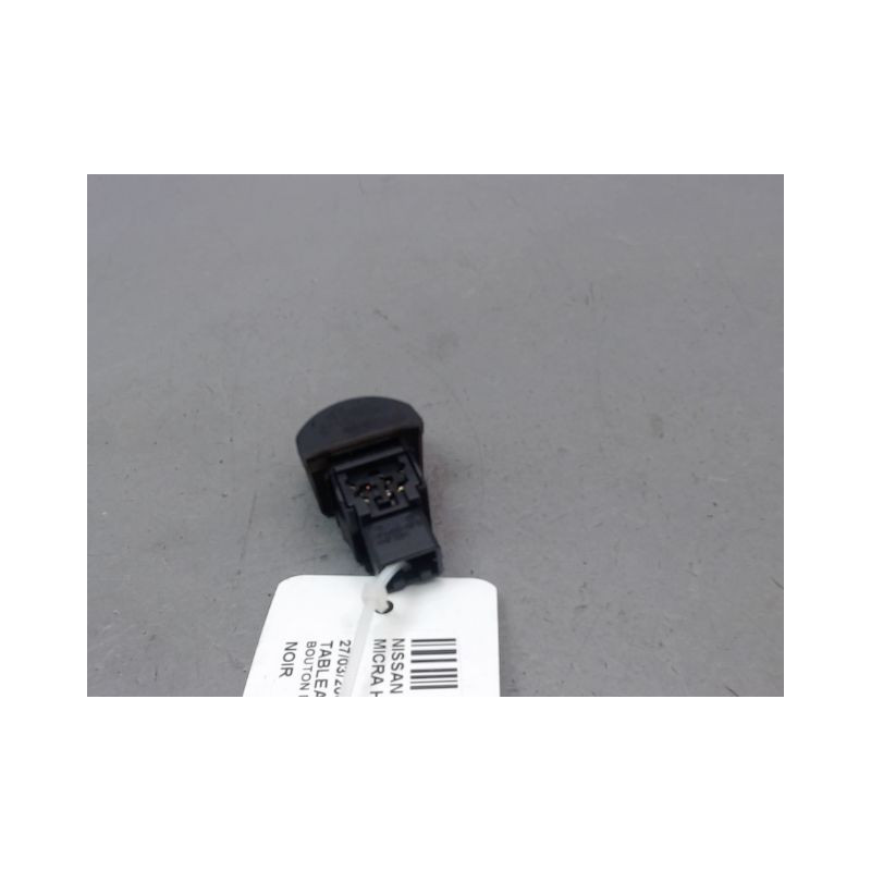 BOUTON DE WARNING NISSAN MICRA III Phase 1 2003-2005