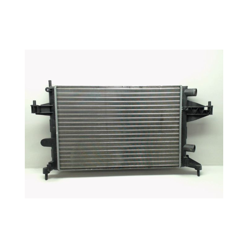 RADIATEUR OPEL CORSA