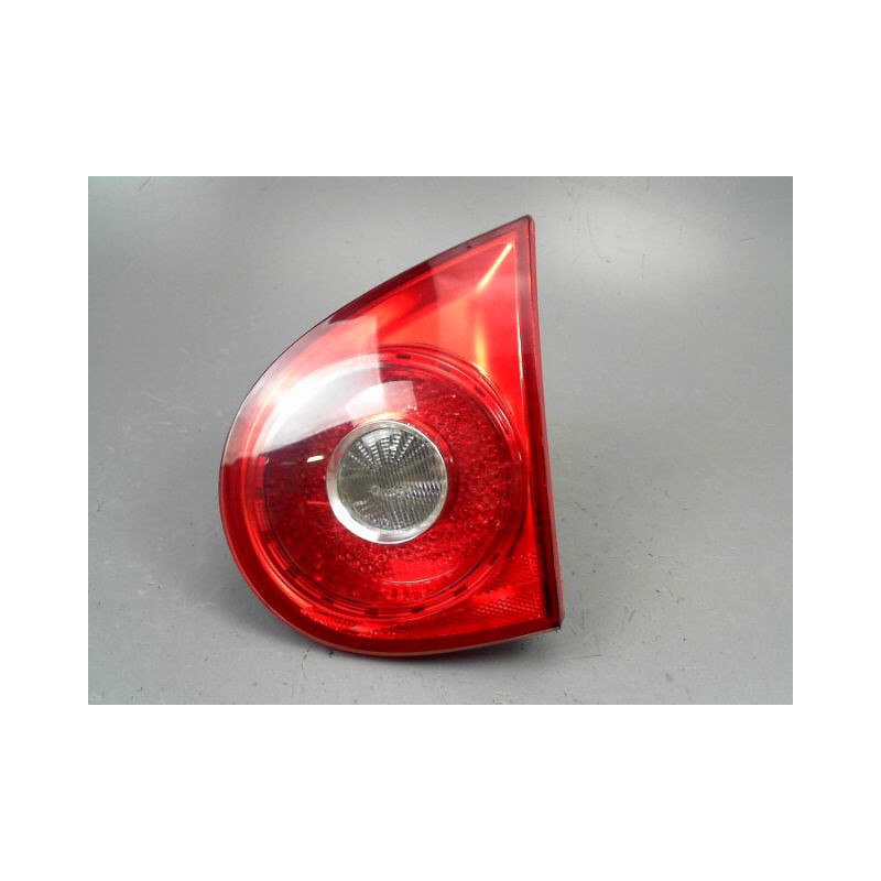 FEU ARRIERE INTERIEUR DROIT VOLKSWAGEN GOLF V (1K) 2003-2008