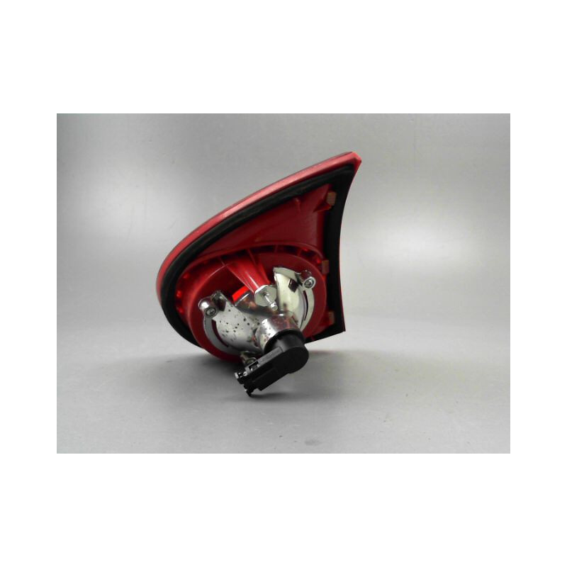 FEU ARRIERE INTERIEUR GAUCHE VOLKSWAGEN GOLF V (1K) 2003-2008