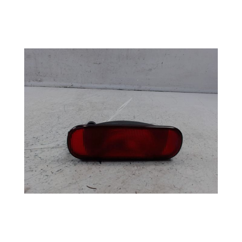 FEU BROUILLARD CENTRAL ARRIERE SUZUKI SWIFT