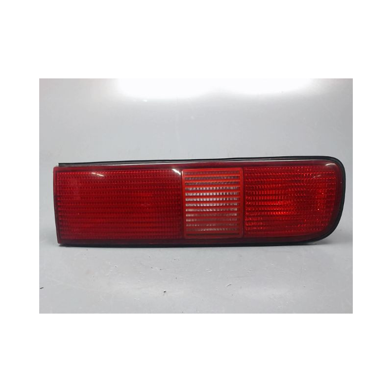 FEU ARRIERE INTERIEUR GAUCHE RENAULT SAFRANE 96 -2000
