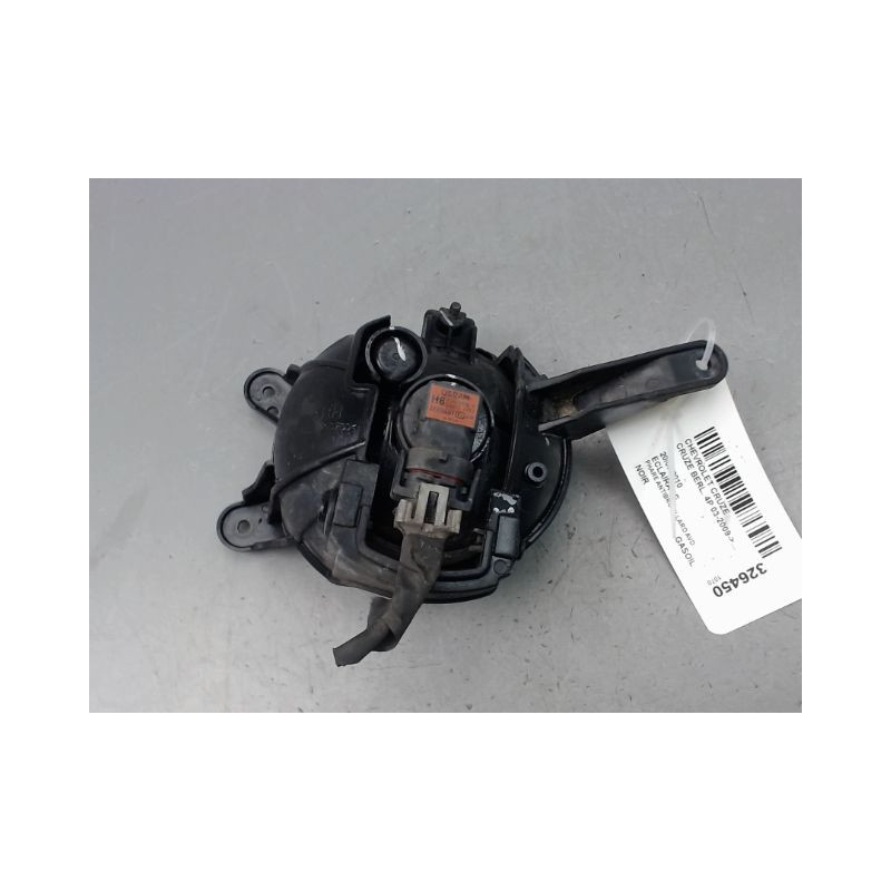PHARE ANTIBROUILLARD AVANT DROIT CHEVROLET CRUZE BERL. 2009-...