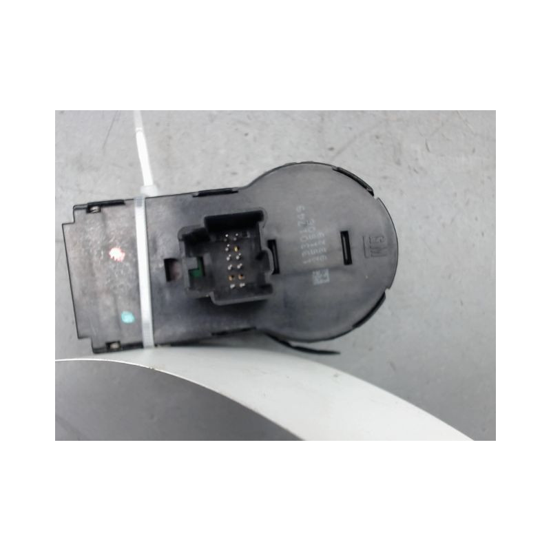 INTERIEUR COMMANDE PHARES CHEVROLET CRUZE BERL. 2009-...