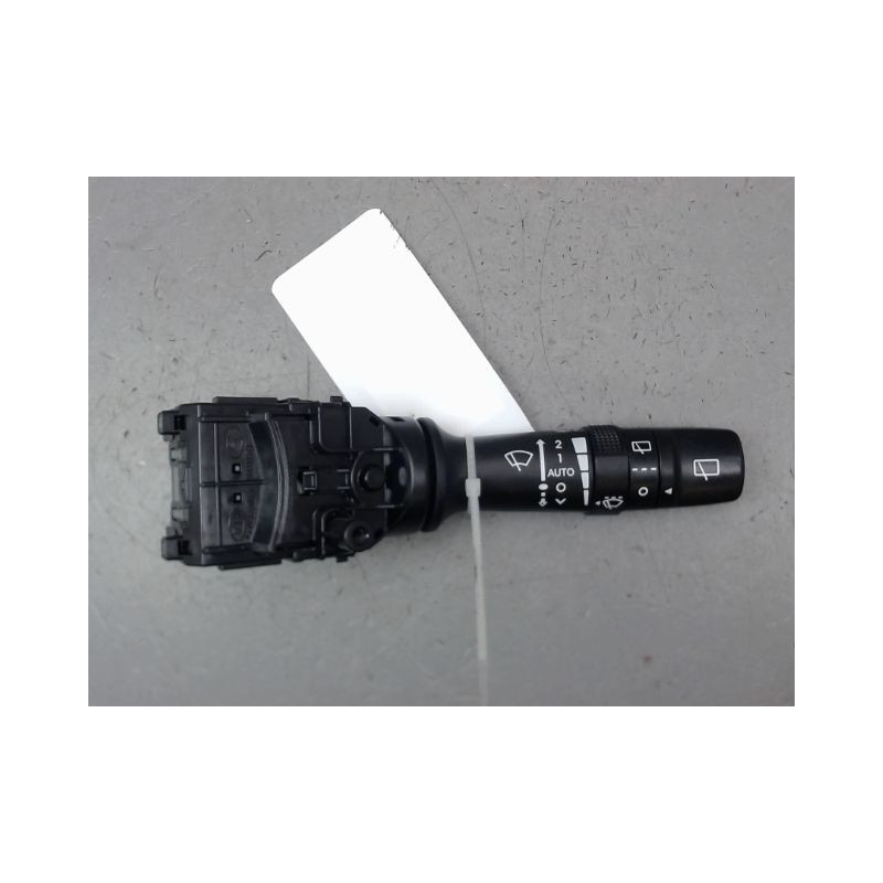 COMMANDE ESSUIE GLACE KIA RIO 2005-