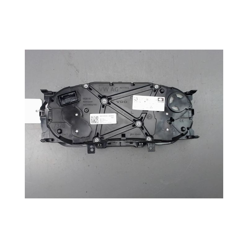 BLOC COMPTEURS VOLKSWAGEN POLO 2009-