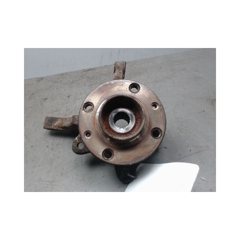 PIVOT AVANT GAUCHE RENAULT 5 (SUPER 5)