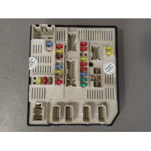 BOITE A FUSIBLES RENAULT MEGANE III 2008-
