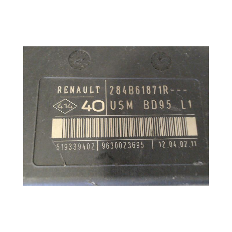 BOITE A FUSIBLES RENAULT MEGANE III 2008-