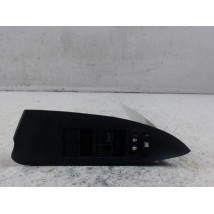 COMMANDE LEVE-GLACE PORTE AVG TOYOTA RAV4 2006