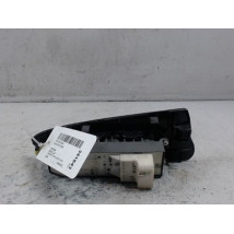 COMMANDE LEVE-GLACE PORTE AVG TOYOTA RAV4 2006