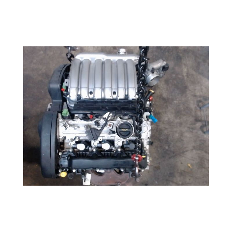 MOTEUR ESSENCE PEUGEOT 407 3.0 
